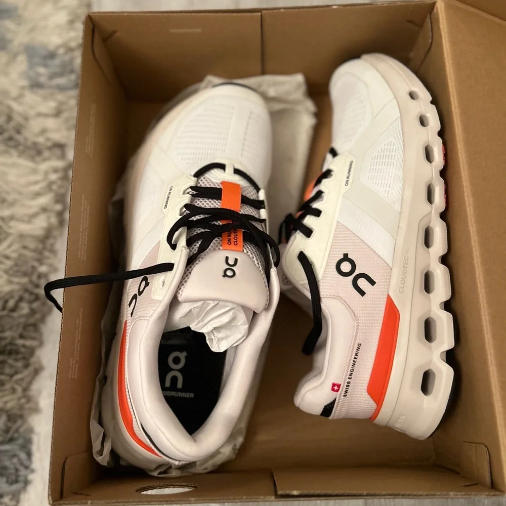 On Running Cloudstratus White and Orange Athletic Shoes
Cloudrunner 2 - Picture 3 of 6